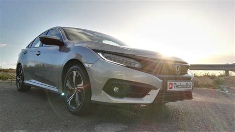 Honda Civic Sedan 15t Sport 2016 Futuristic Bold And Stylish Youtube