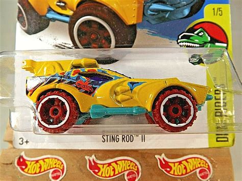 2016 Hot Wheels 246 Dino Riders 15 Sting Rod Ll Yellow Variation W