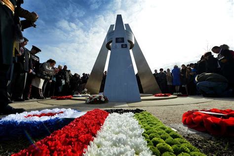 In Video And Pictures Memorial To First Gulf War Unveiled At National