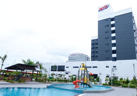 Offering a variety of facilities and services, the hotel provides all you need for a good night's sleep. Tarikan Yang Nyaman & Damai Di MITC Hotel, Melaka Yang ...