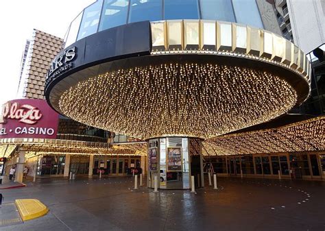 The Plaza Hotel Las Vegas Retro Cool In Downtown