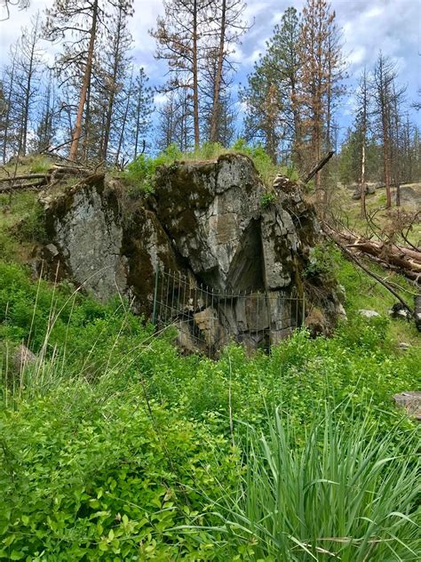 Indian Painted Rocks Spokane Washington Atlas Obscura