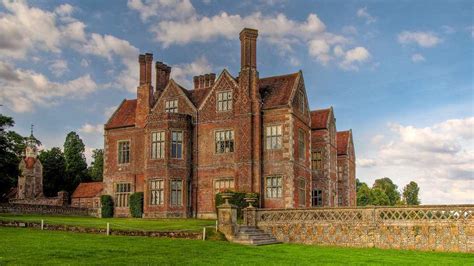 New users enjoy 60% off. Designing into the Elizabethan Country House | Artichoke
