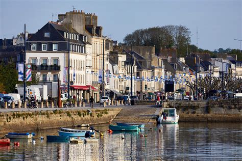 Ses habitants sont appelés les mûrois et les mûroises. Benoit Stichelbaut Photographe France, Finistère (29 ...