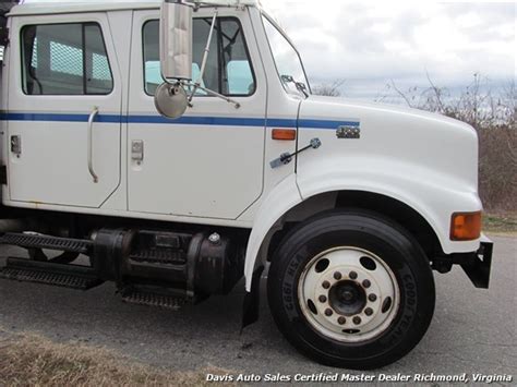 1998 International 4700 T444e Navistar