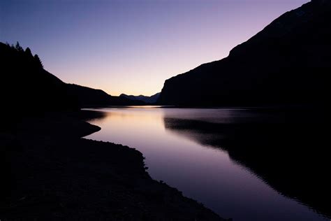 Download Mobile Wallpaper Hill Hills Reservoir Lake Dark Night
