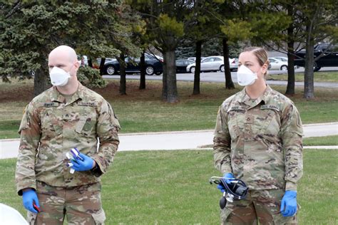 Wisconsin National Guard Takes On New Covid 19 Missions Us