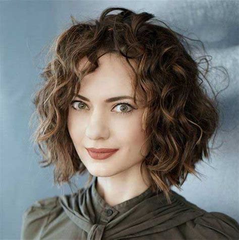 Curly Short Hairstyles For Stylish Women Short