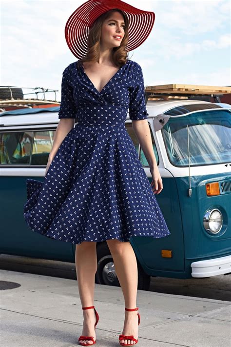 Robe Années Delores Anchor Swing Dress en Bleu Marine