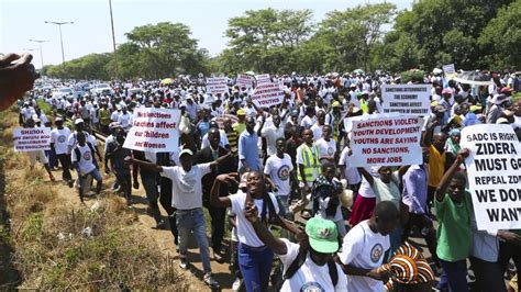 Thousands In Zimbabwe Denounce Evil Western Sanctions Emmerson Mnangagwa News Al Jazeera