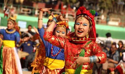 List Of 12 Traditional Folk Dances Of Sikkim With Photos