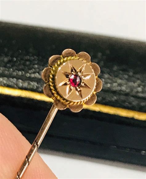 Antique Victorian 9ct Gold Ruby Stick Pin Lapel Pin Tie Pin Late