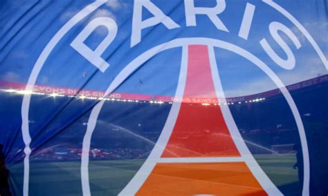 Check spelling or type a new query. Mercato - Le Borussia Dortmund a "approché" le Titi Ismael ...