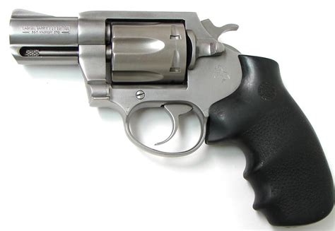 Colt Magnum Carry 357 Magnum Caliber Revolver Scarce Stainless