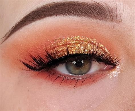 Gold Glitter And Coral Eyeshadow Look Coral Eye Makeup Eye Makeup