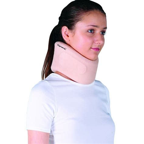 Dynamix Neck Collar With Soft Padding Sports Supports Mobility