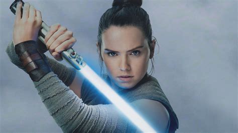 Daisy Ridley Jedi Lightsaber Rey Star Wars Star Wars Star Wars The Last