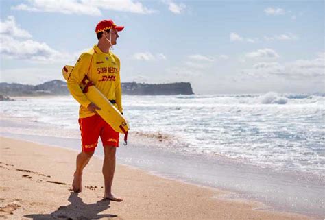 Australias Top Surf Lifesavers Honoured In Annual Surf Life Saving
