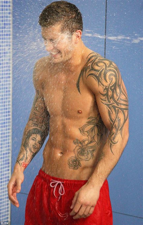 Towie Hunk Dan Osborne Shows Off His Rippling Muscles As He Dives Into