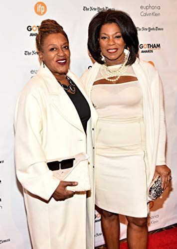 Cch Pounder And Lorraine Toussaint Lorraine Toussaint Film Awards Iconic Women