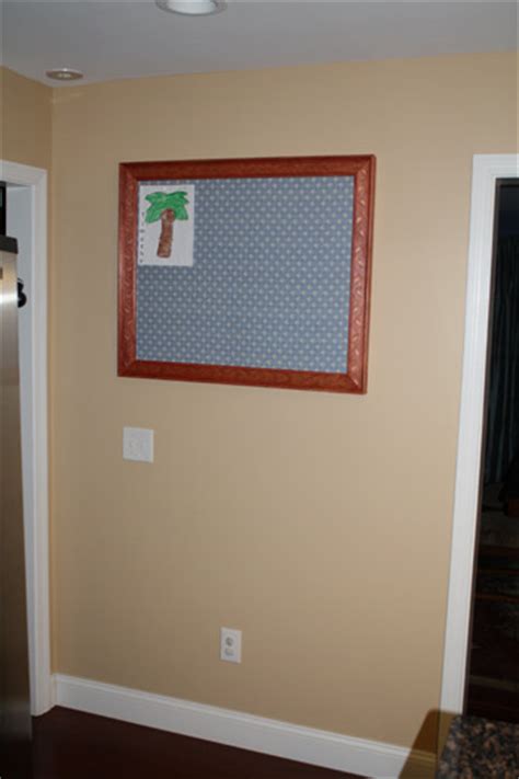 Find your classroom bulletin boards, decorative bulletin boards, enclosed bulletin boards, online bulletin boards, cork boards, framed cork. DIY Decorative Bulletin Board For Displaying Children's ...