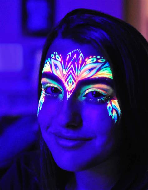 ↑ new technology uses solar uv to disinfect drinking water (неопр.). UV Face & Body Painting - Instinct Music