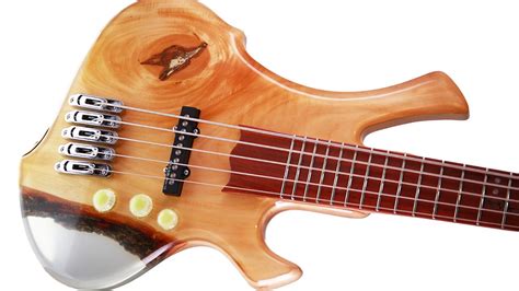 Tracktor Aqua Bass Guitar By Criman