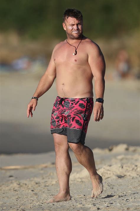 Christopher hemsworth was born on august 11, 1983 in we know chris hemsworth is killer with a hammer, but turns out he can also nail auditions. Liam and Chris Hemsworth's older brother Luke soaks up the ...