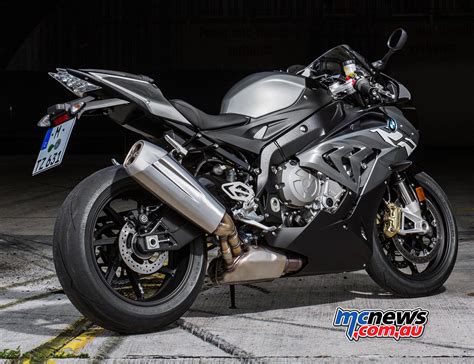 Bmw s1000rr is a race oriented sport bike initially made by bmw motorrad to compete in the 2009 superbike world championship, that is now in commercial production. 2017 BMW S 1000 RR | BMW S 1000 R | S 1000 XR | MCNews.com.au