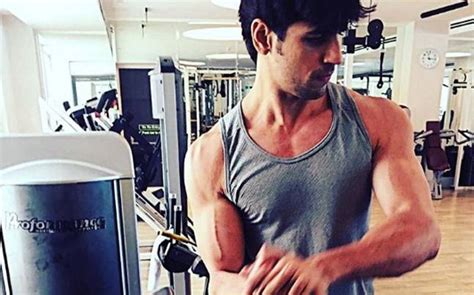 Sidharth Malhotras Workout Video Is Insanely Inspiring India Today