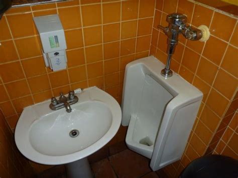 20 Of The Worst Bathroom Design Ideas Weve Ever Seen