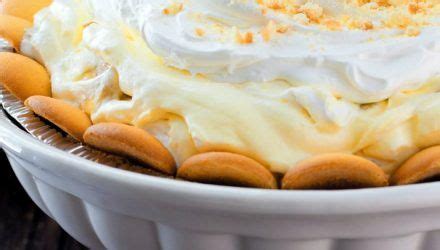 Ice cream season is upon us (though, let's be clear: No-Bake Banana Pudding Pie | Banana pudding, No bake ...