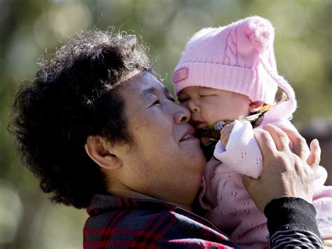 China Elimina La Política Del Hijo único Y Permite A Parejas Tener Dos