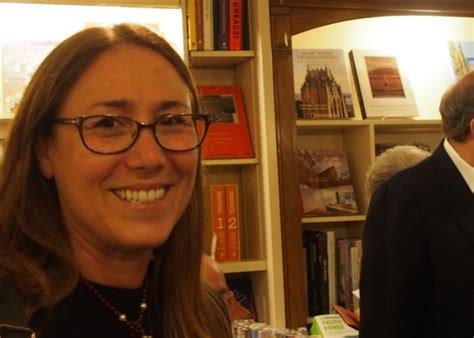 Les multiples définitions (alex schmidt et berto jongman en 1988 en listent 109 différentes 4) varient sur : Scenes from the New York City Launch of The Suffragents on ...