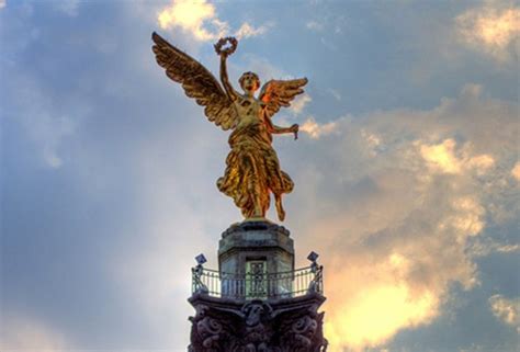 Bağımsızlık meleği (tr) monumento en ciudad de méxico (es); 10 datos curiosos del Ángel de la Independencia
