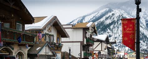 Have The Ultimate Christmas In Leavenworth Pine River Ranch