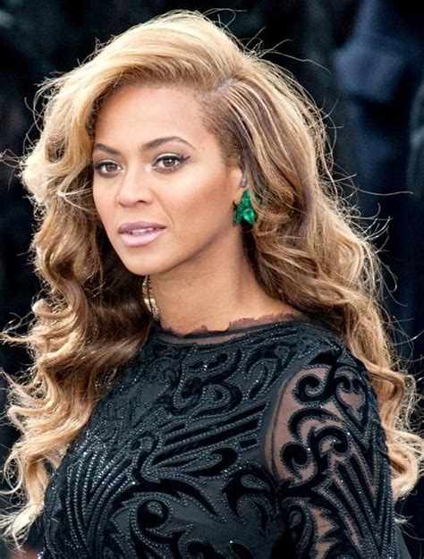 Luxurious Beyonce Hairstyle Long Wavy Full Lace Wig Human Hair