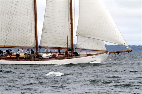 The Vineyard Gazette Marthas Vineyard News Wind Fills The Sails At