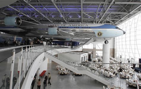 Since that time, air force one has transported ten sitting presidents while they traveled the world. Inside the senior staff room - A photo tour of Air Force ...