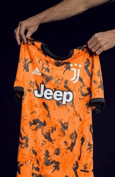 Juventus jersey, juventus 2020 21 away kit by adidas hypebeast. Juventus causa polémica con su tercer uniforme