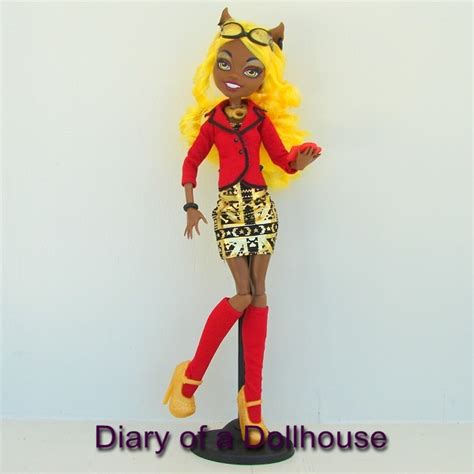 Meet Clawdia Wolf From Monster High Diary Of A Dollhouse