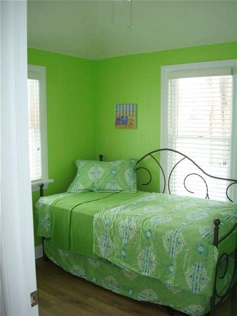 We offer the very finest in quality family vacations complete with lodging, dining, boat rentals, fishing and close proximity to numerous community amenities in erie county. Lake Erie Rental Cottages in North East, PA. Whether you ...