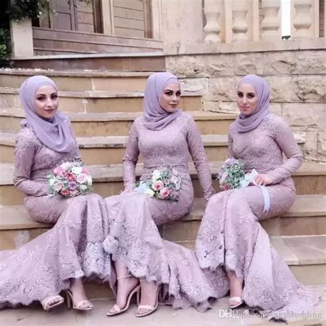 Arabic Muslim Bridesmaid Dress With Long Sleeves Hi Low Crew Neckline