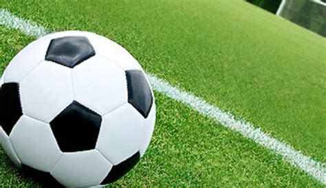 وفور نشر صور مشاركة صلاح في تدريبات منتخب بلاده على مواقع التواصل الاجتماعي، لاحظ العديد من المتابعين أن بطن نجم ليفربول تبدو مرتفعة قليلا عن معدلها. كورونا تصل إلى لاعبي كرة القدم.. تسجيل أول حالة في العالم ...