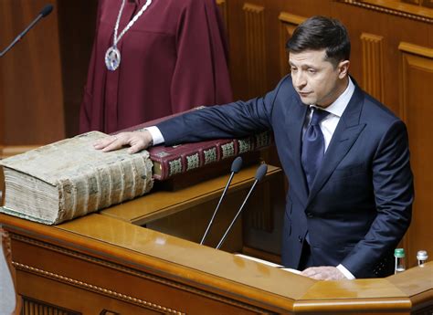 New Ukrainian President Dissolves Parliament Moments After Inauguration Morning Star
