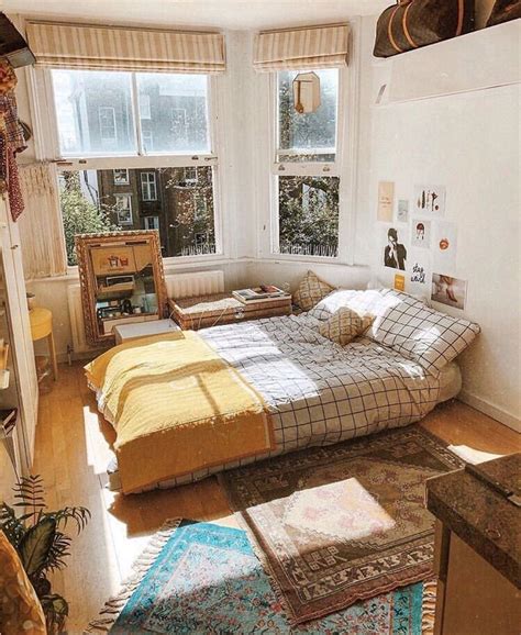 #bedroom decor #bedroom inspo #design inspo #home design #naturecore #cozycore #plantcore #cabinliving #cabindecor #bedroom inspo #bedroom decor #thank you bennett young for letting me. 𝙿𝚒𝚗𝚝𝚎𝚛𝚎𝚜𝚝: 𝙹𝚘𝚢 𝙴𝚕𝚒𝚣𝚊𝚋𝚎𝚝𝚑 | Aesthetic bedroom, Dream rooms, Aesthetic room decor