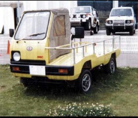 Japanese Kei Van Modified With Island Cab Truck Style Weirdwheels