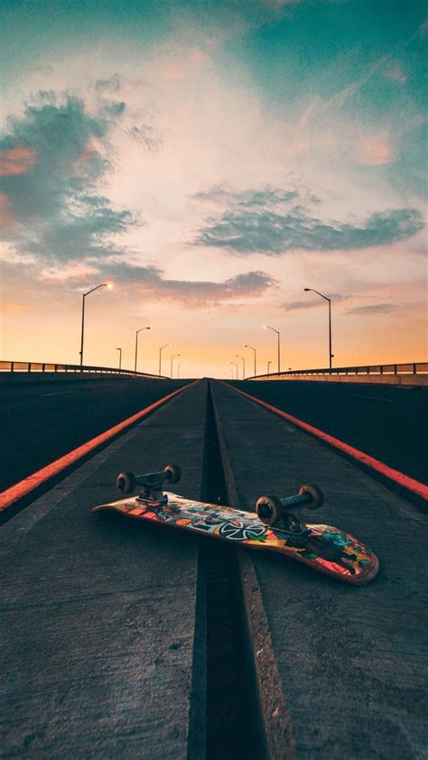 Tons of awesome skateboard aesthetic wallpapers to download for free. Art Skater Aesthetic Aesthetic Skateboard Wallpaper Iphone ...