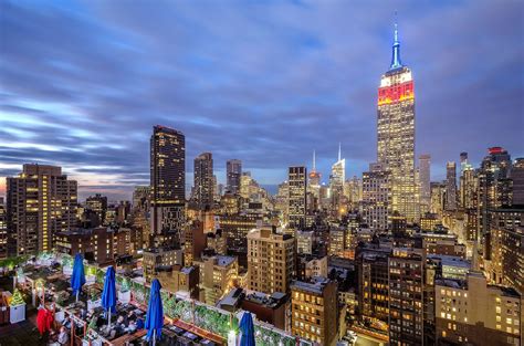 Contact new york rooftop gardens on messenger. 25 Best Rooftop Bars in NYC with Epic Skyline Views
