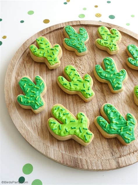 Not to mention that i only used two shades of green. Cactus Sugar Cookies Easy Recipe - Party Ideas | Party ...
